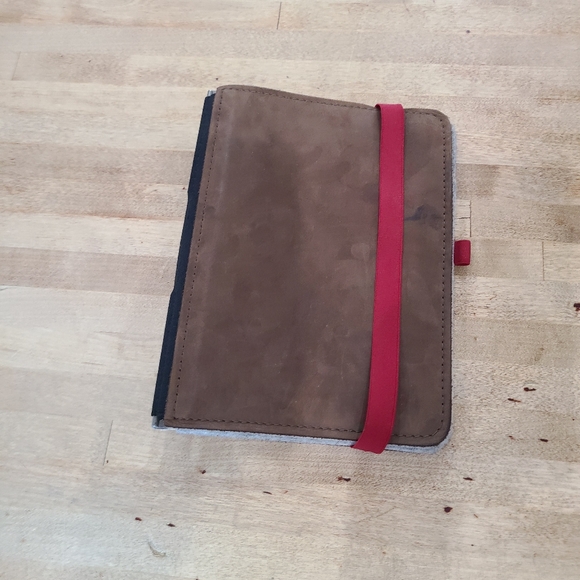 Roterfaden M A5 Travelers Notebook Leather Cover Taschenbegleiter - Picture 2 of 15